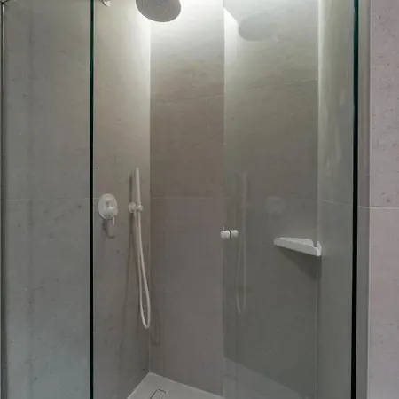 Hidden Apartment *